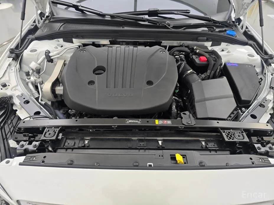 Фото 6 - Volvo V60