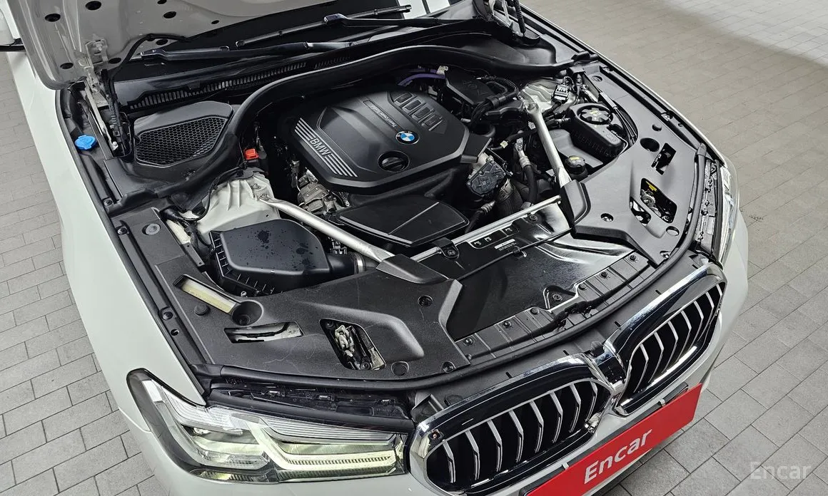 Фото 6 - BMW 5 Series