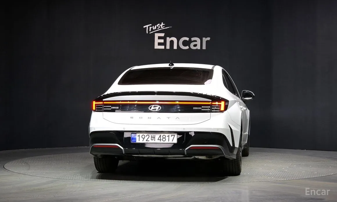 Фото 4 - Hyundai Sonata