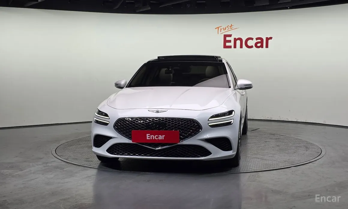 Фото 3 - Genesis G70