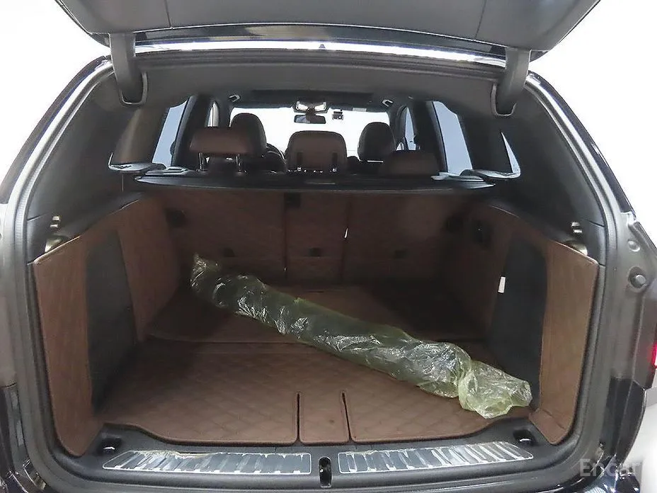 Фото 8 - BMW iX3