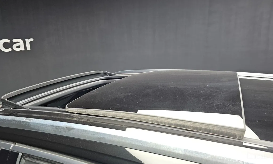 Фото 18 - Audi Q7