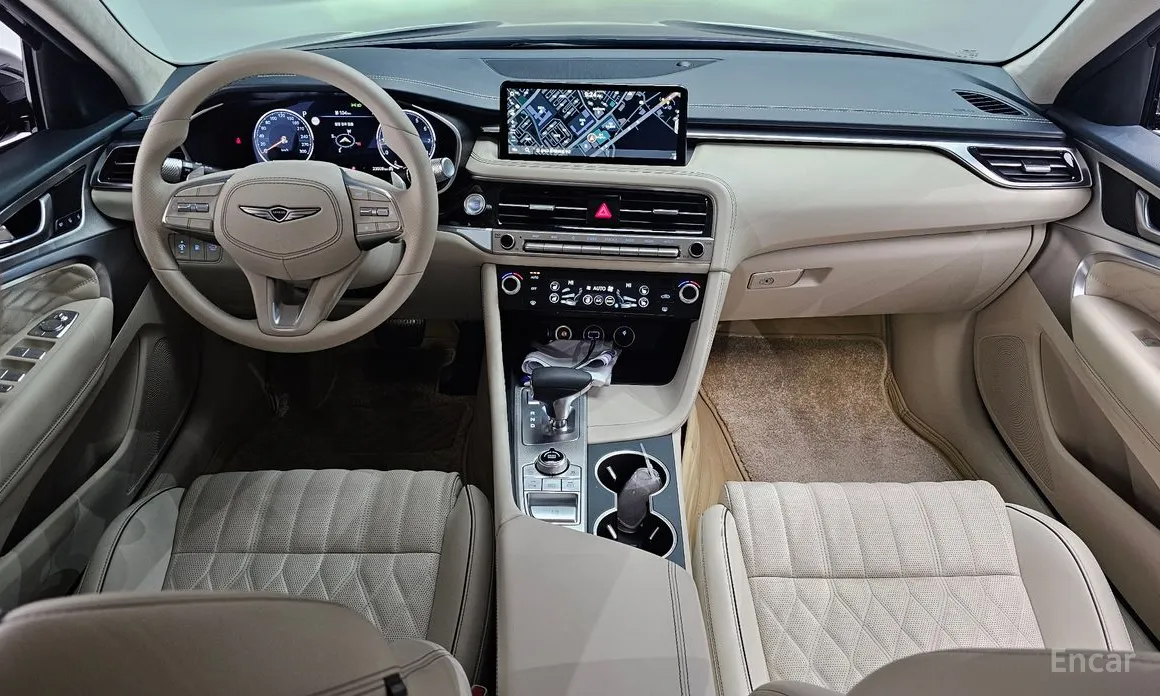 Фото 7 - Genesis G70