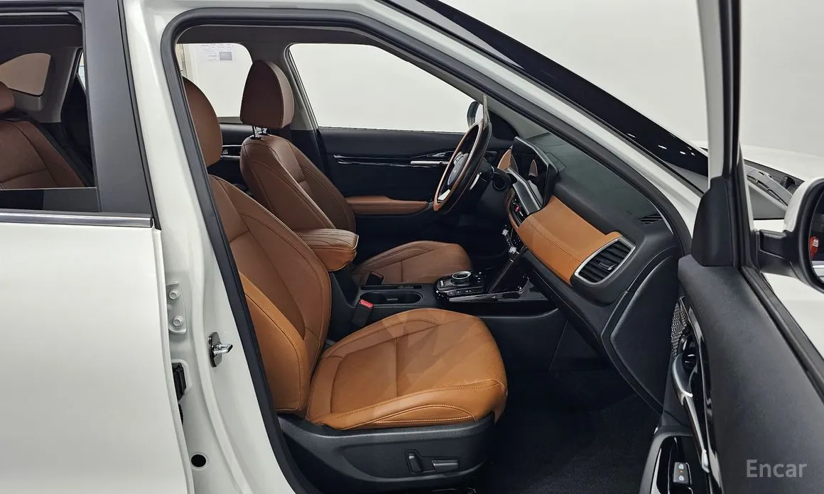 Фото 10 - Kia Seltos