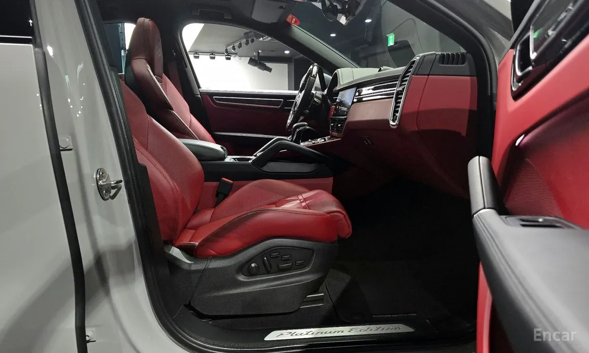 Фото 11 - Porsche Cayenne