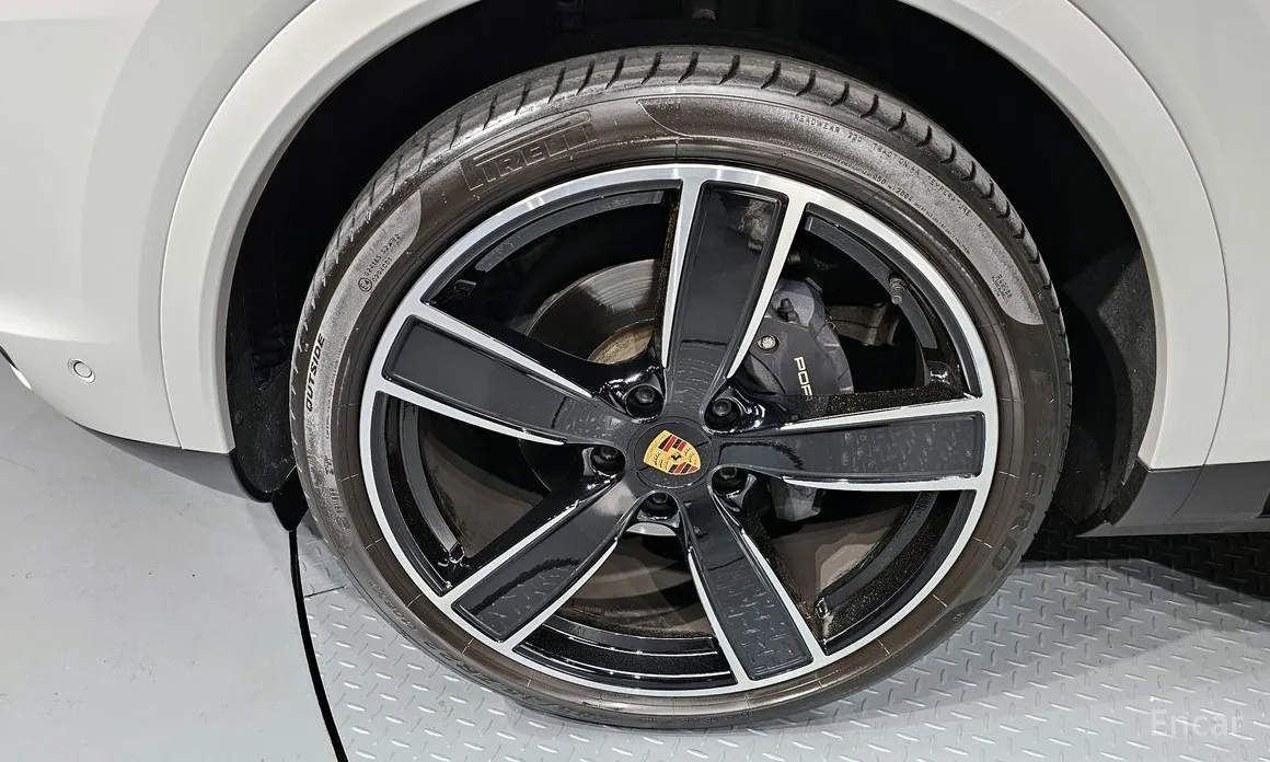 Фото 5 - Porsche Cayenne