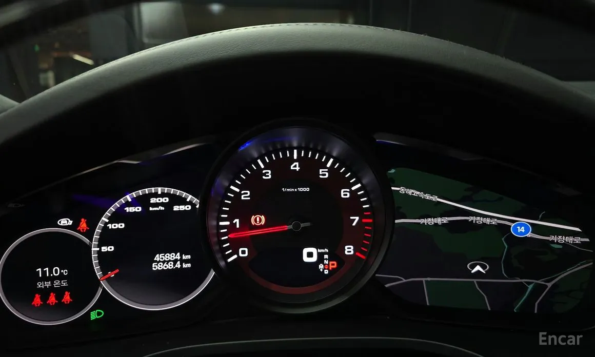 Фото 8 - Porsche Cayenne