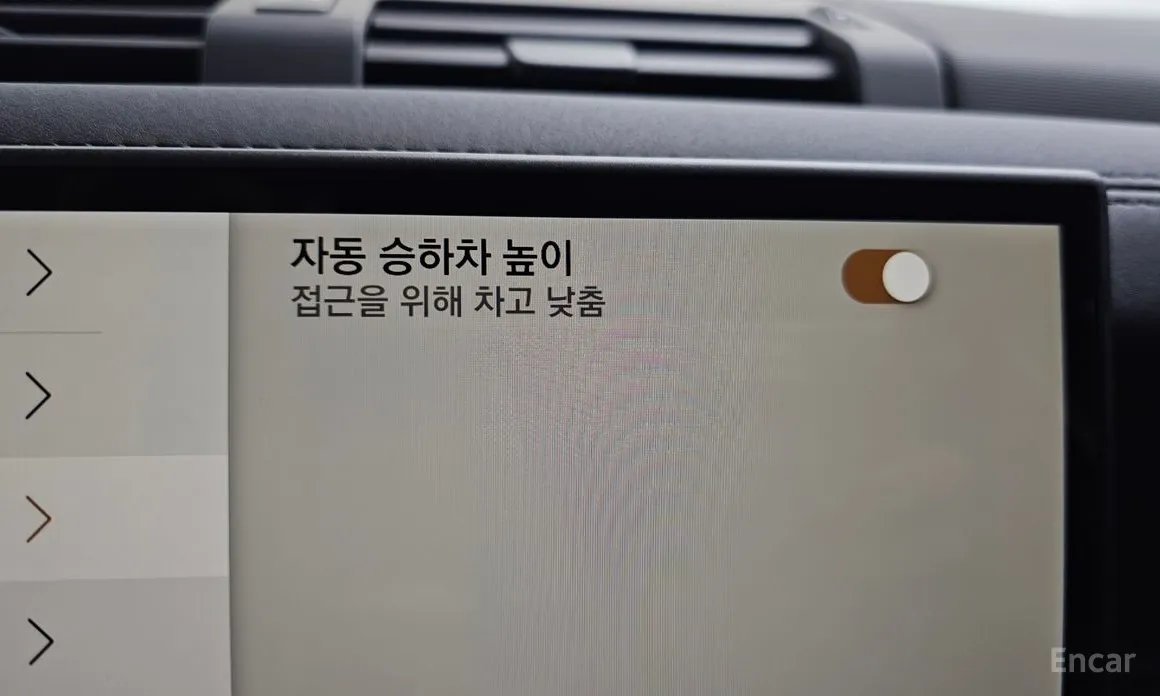 Фото 16 - Land Rover Defender