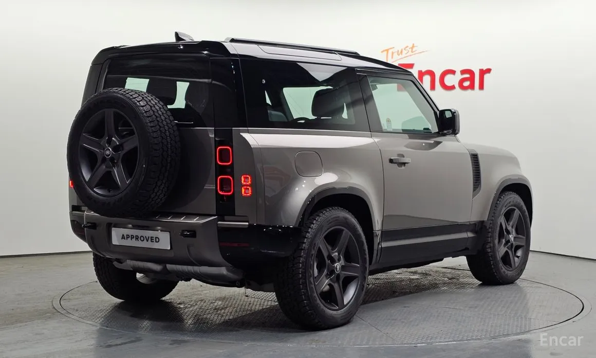 Фото 2 - Land Rover Defender