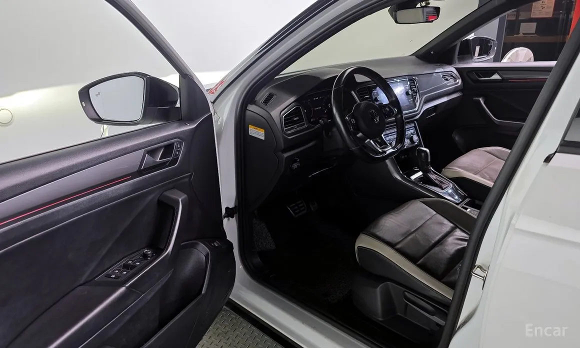 Фото 11 - Volkswagen T-Roc