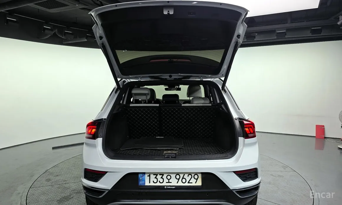 Фото 20 - Volkswagen T-Roc