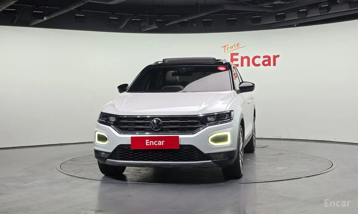 Фото 3 - Volkswagen T-Roc