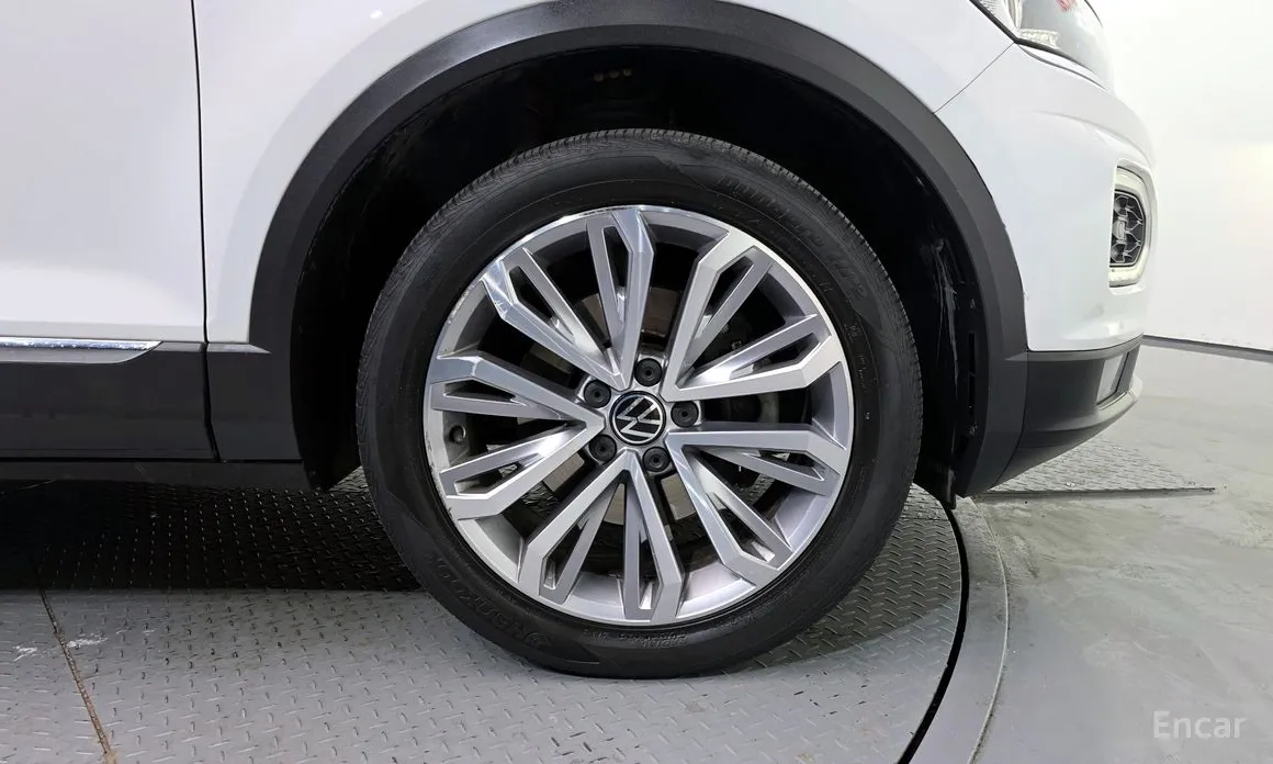 Фото 5 - Volkswagen T-Roc