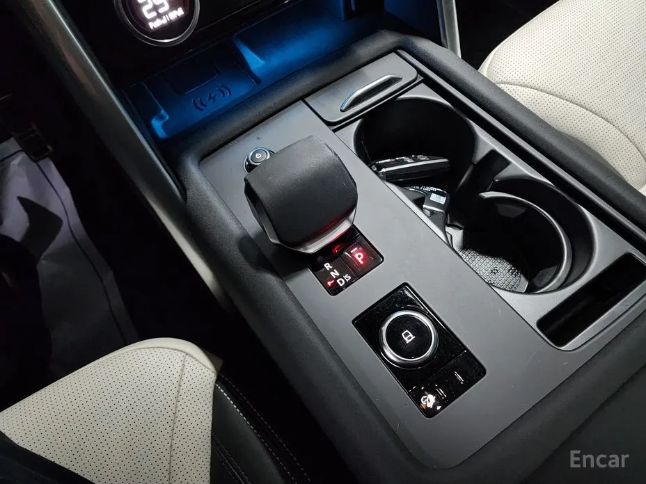 Фото 9 - Land Rover Discovery