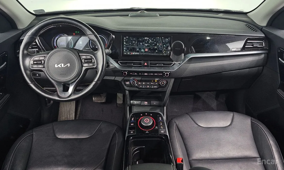 Фото 7 - Kia Niro