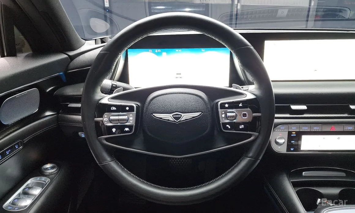 Фото 13 - Genesis G90