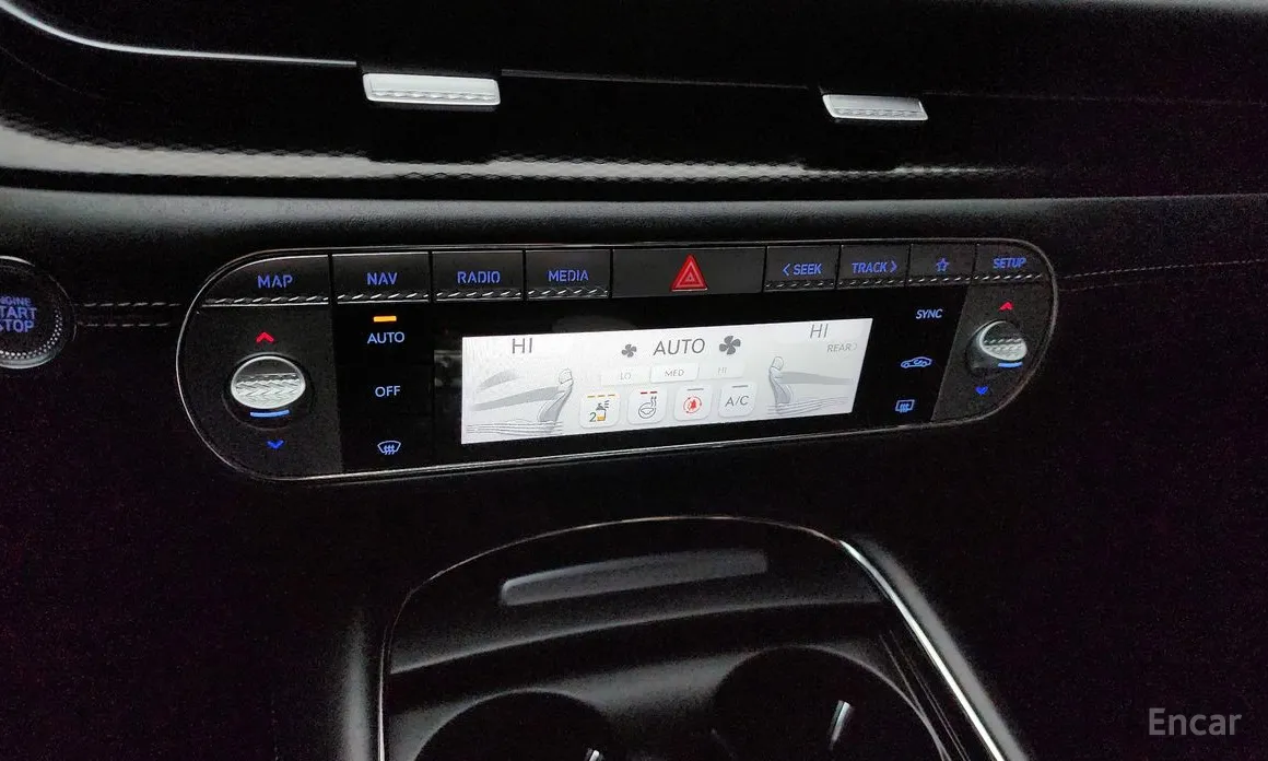 Фото 17 - Genesis G90