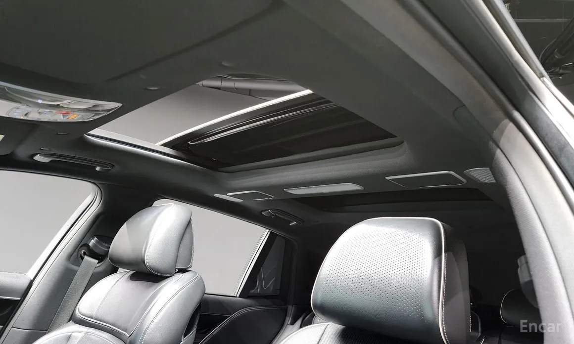 Фото 19 - Genesis G90