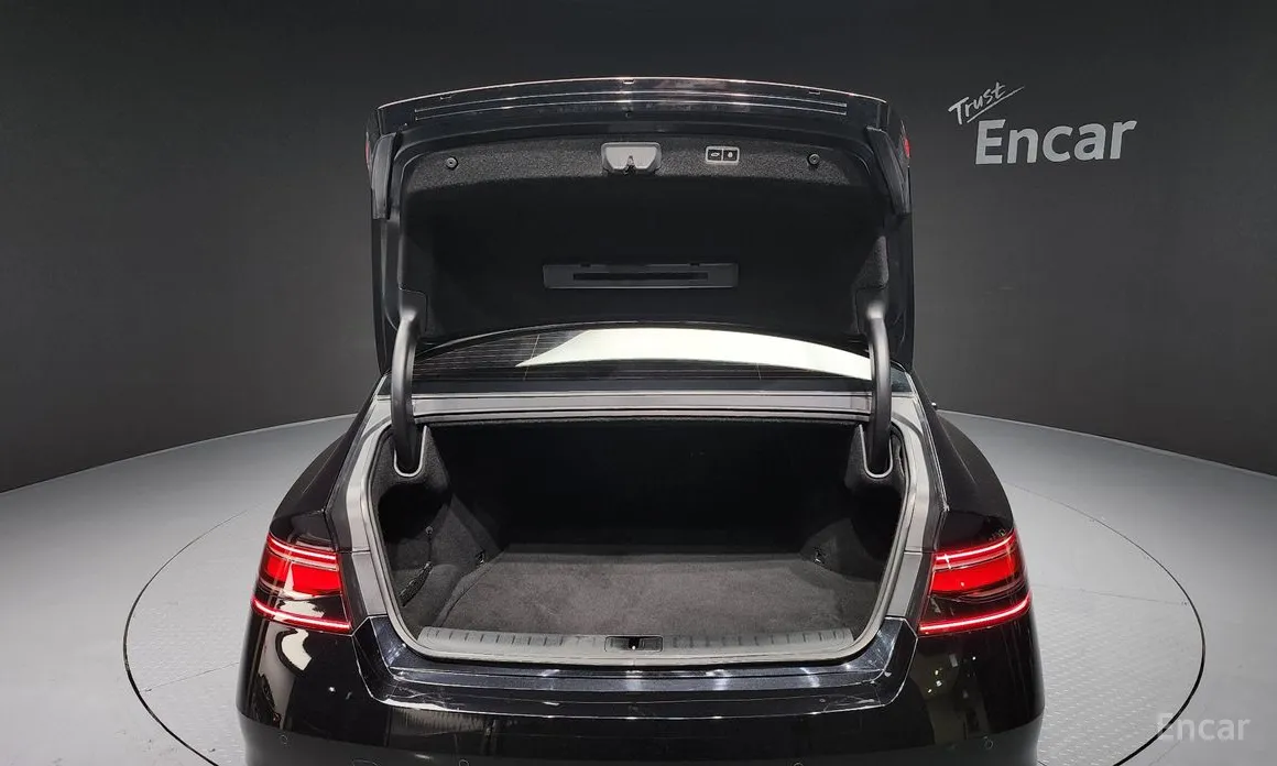 Фото 20 - Genesis G90