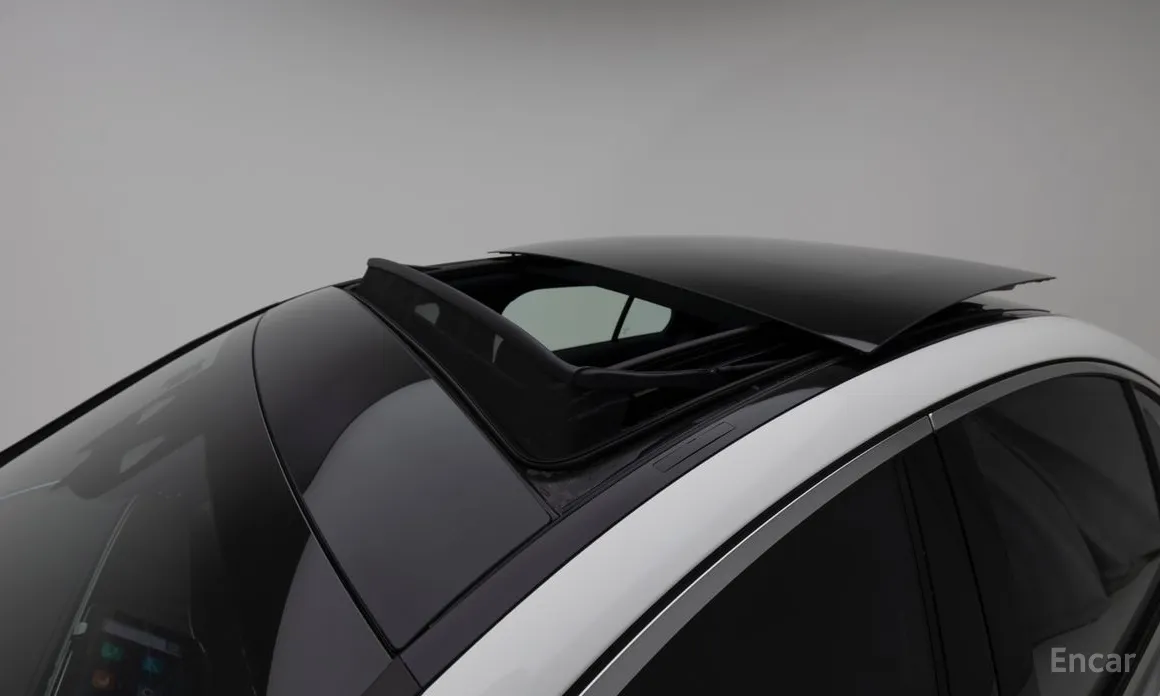 Фото 12 - Mercedes-Benz E-Class