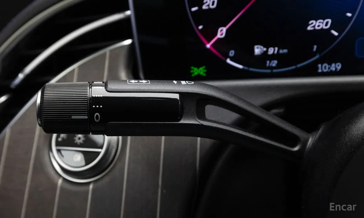 Фото 18 - Mercedes-Benz E-Class