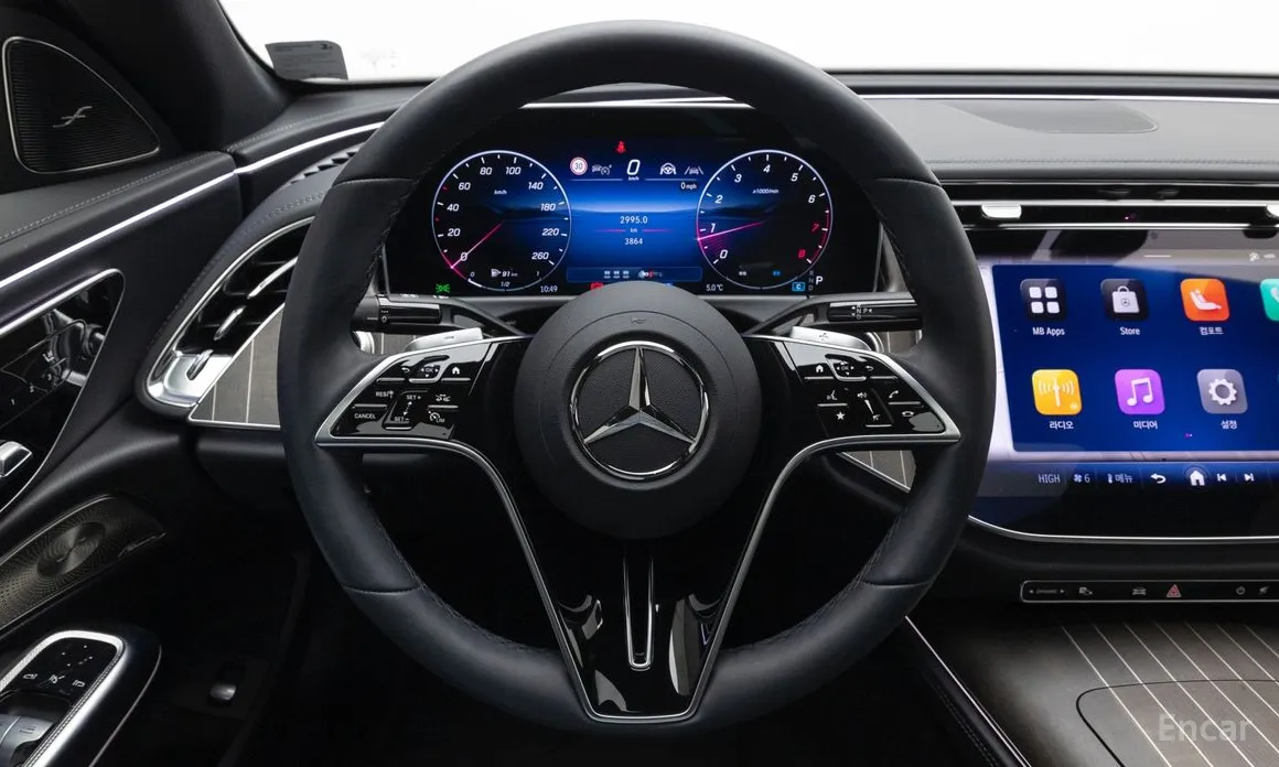 Фото 20 - Mercedes-Benz E-Class