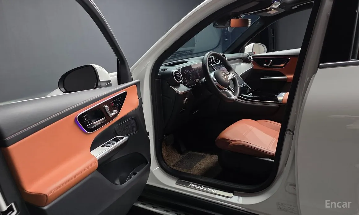 Фото 10 - Mercedes-Benz GLC-Class