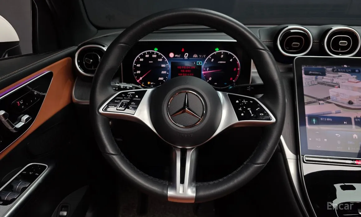 Фото 13 - Mercedes-Benz GLC-Class