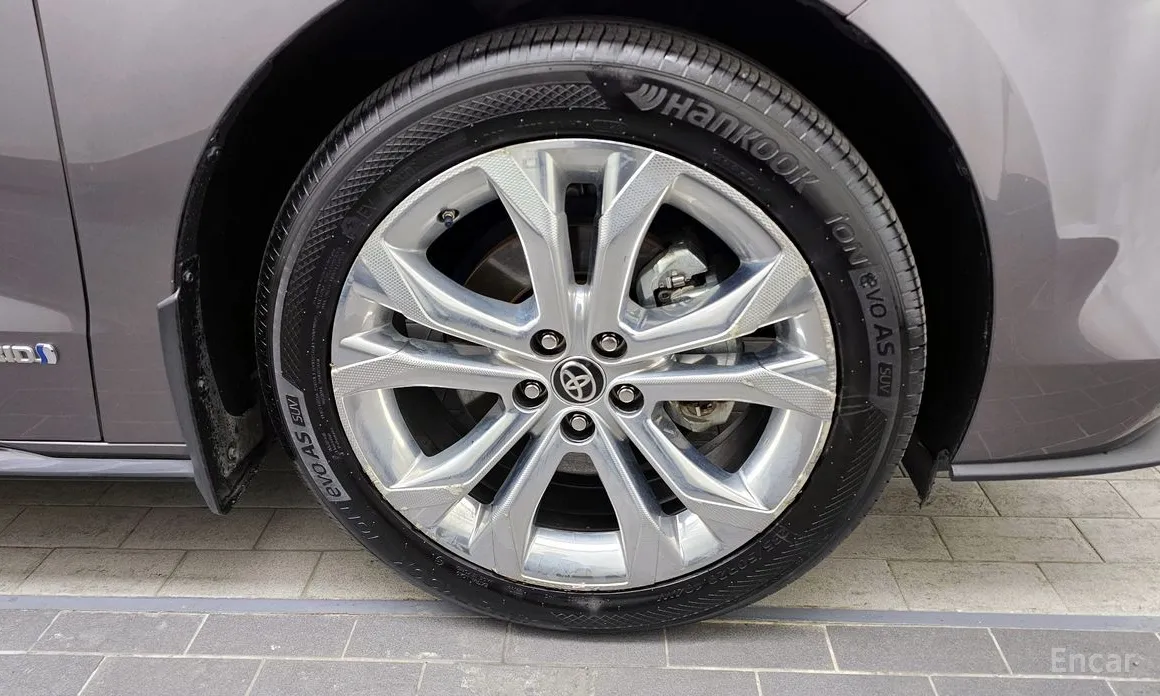 Фото 5 - Toyota Sienna