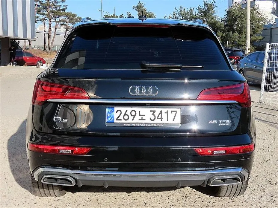 Фото 4 - Audi Q5