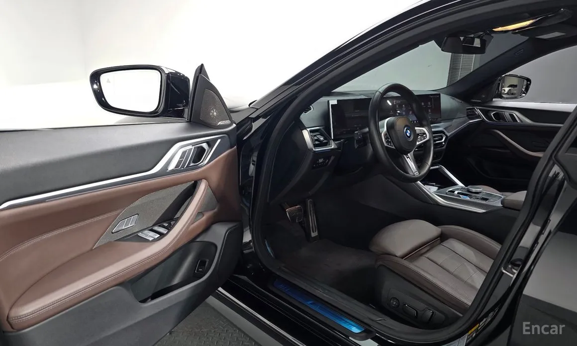 Фото 12 - BMW i4