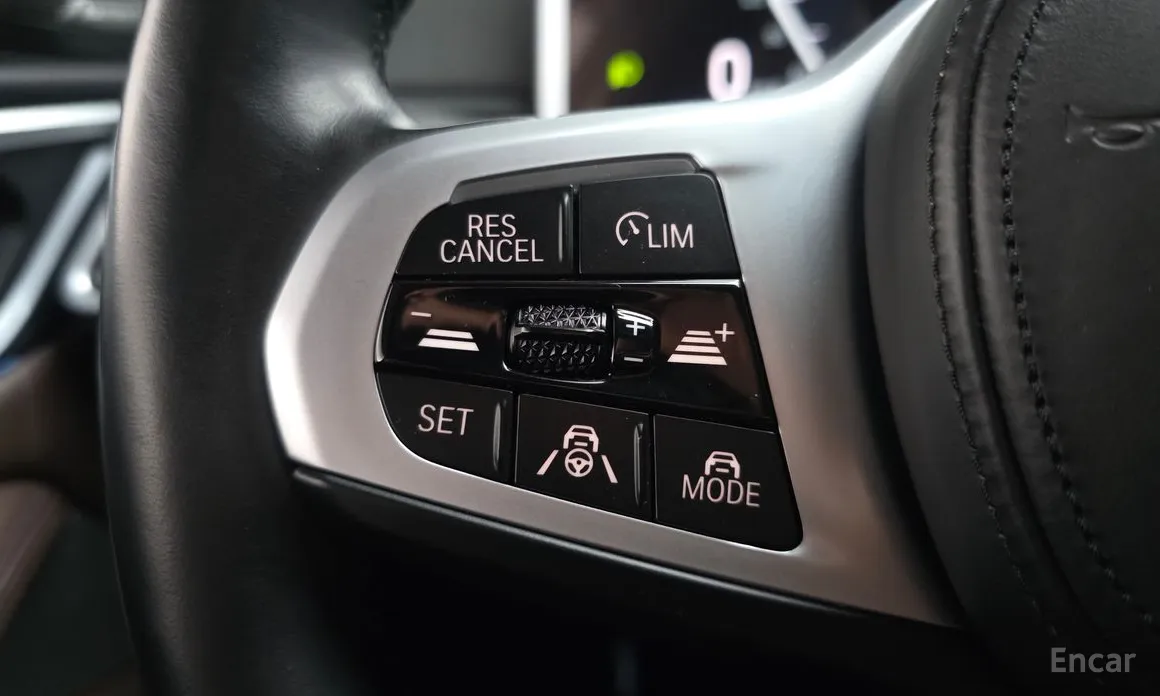 Фото 17 - BMW i4