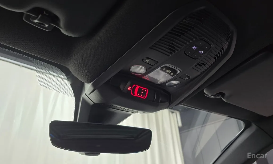 Фото 18 - Peugeot 5008