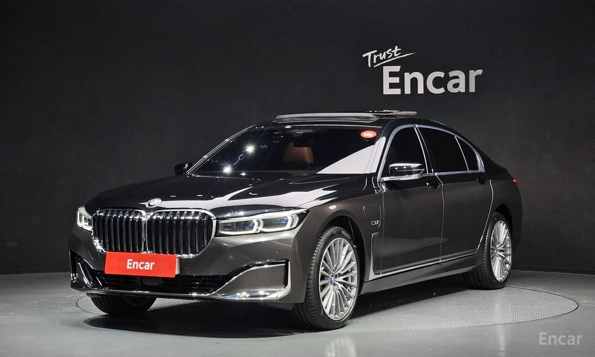 Фото 1 - BMW 7 Series