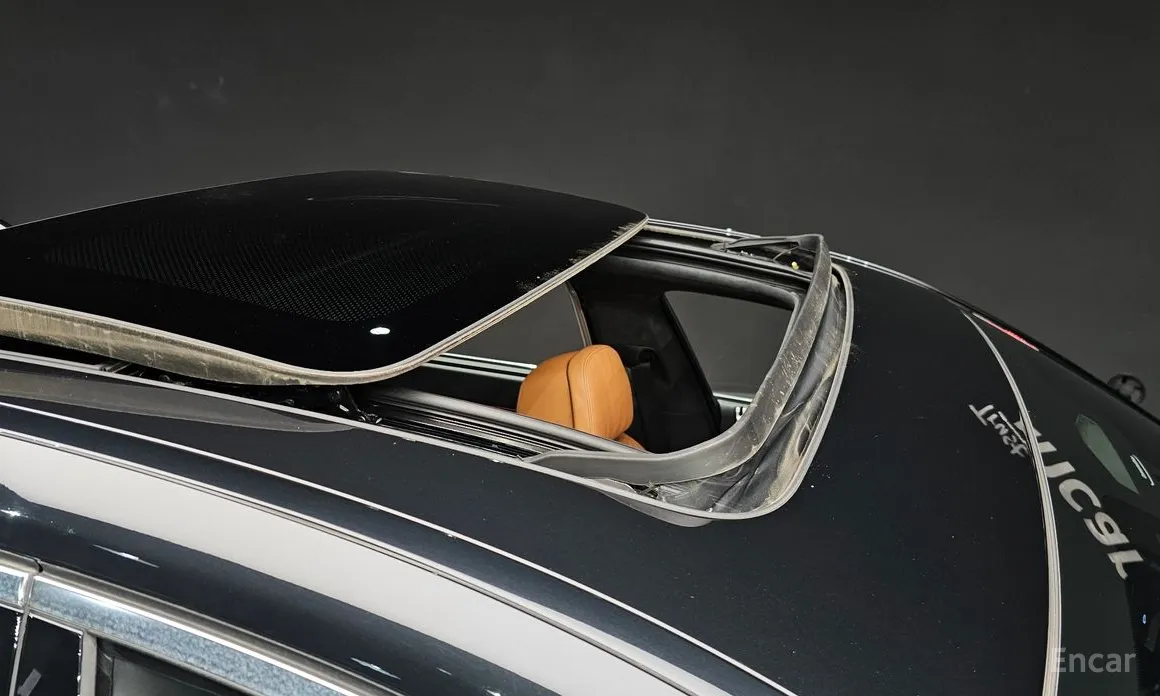 Фото 18 - BMW 7 Series