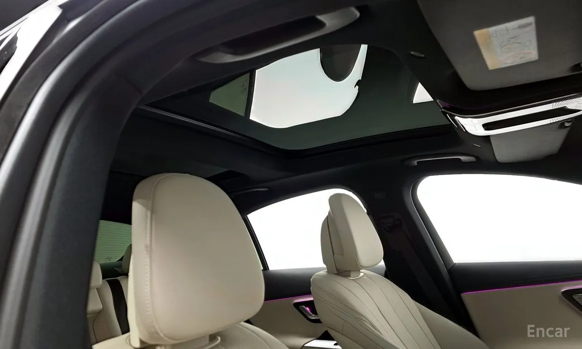 Фото 17 - Mercedes-Benz E-Class