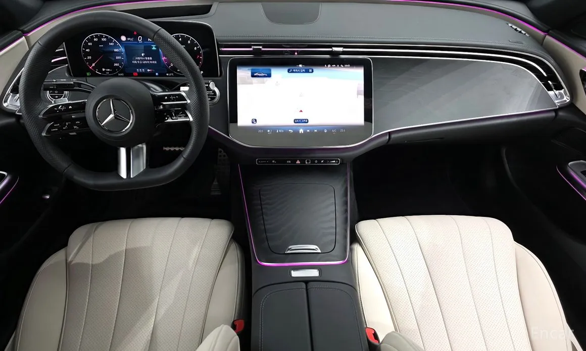 Фото 7 - Mercedes-Benz E-Class