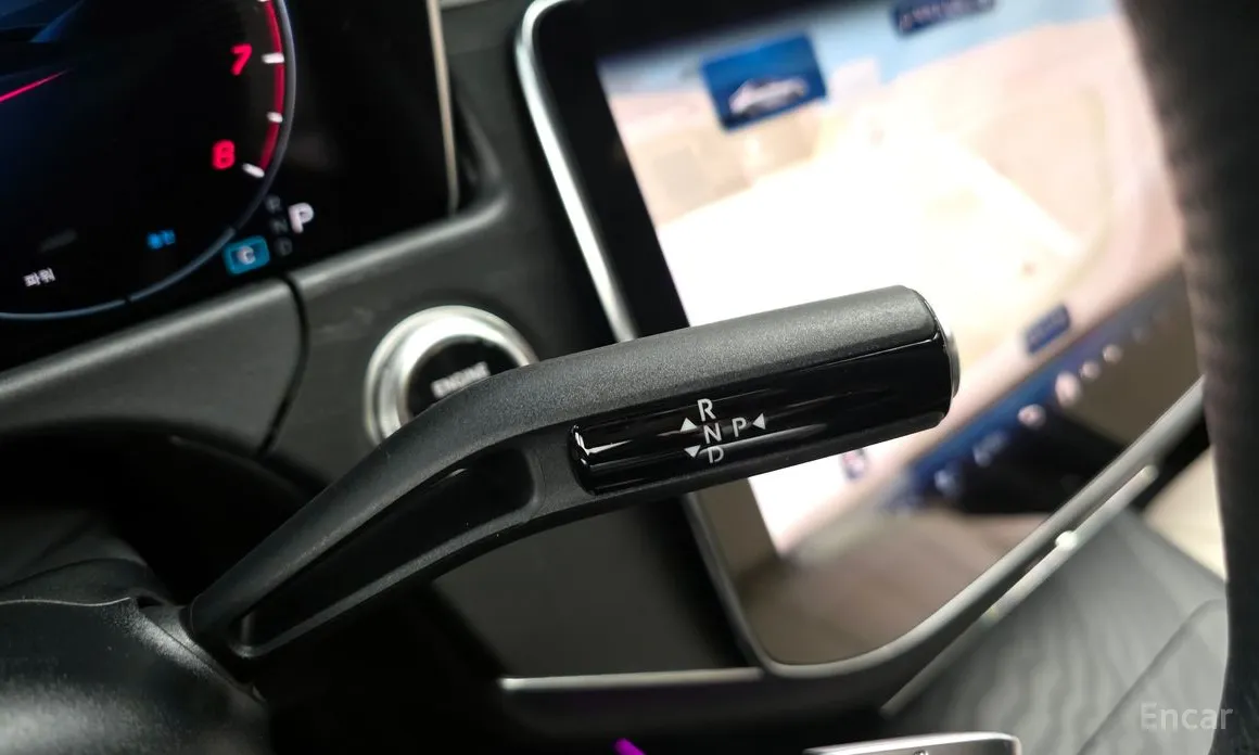 Фото 9 - Mercedes-Benz E-Class