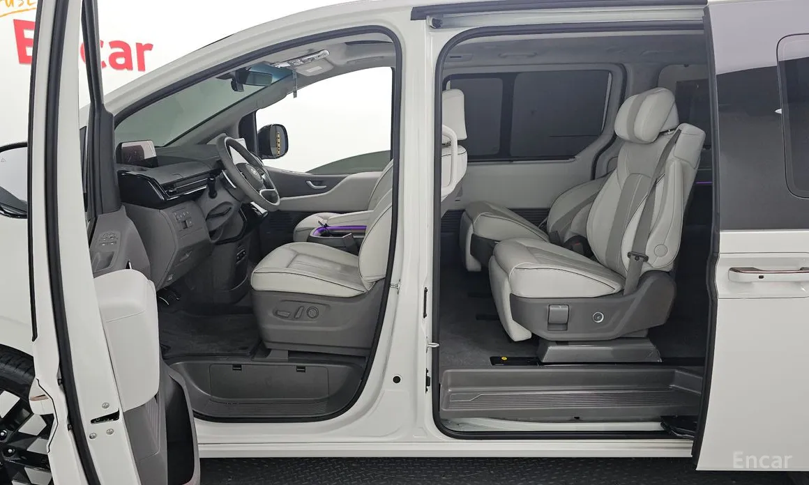 Фото 10 - Hyundai Staria