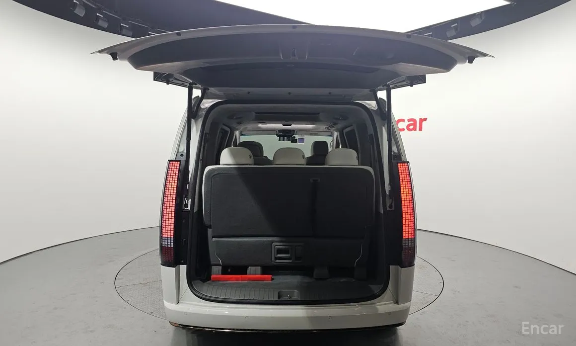 Фото 20 - Hyundai Staria