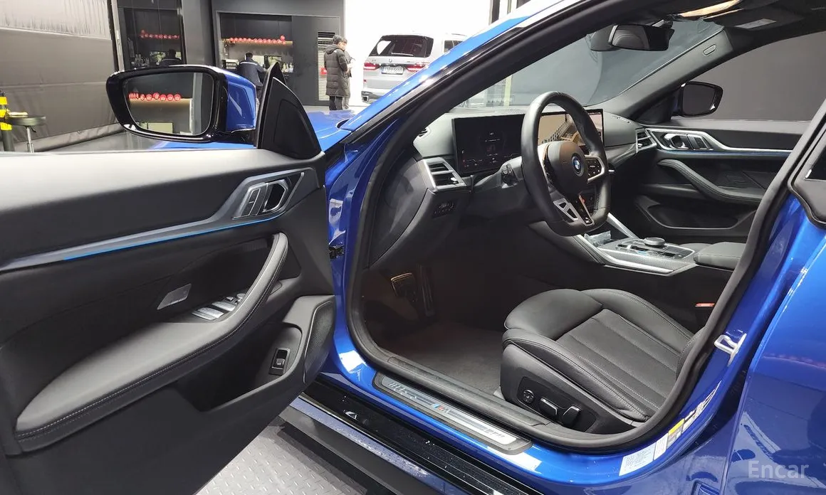 Фото 10 - BMW i4