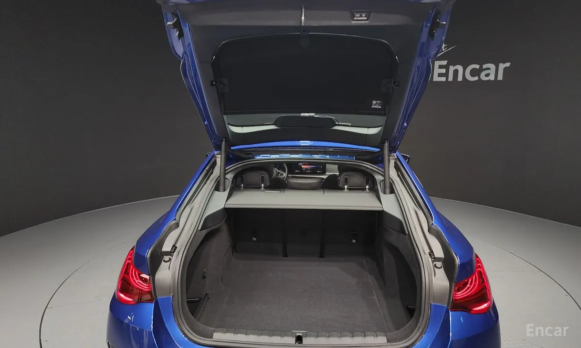 Фото 20 - BMW i4