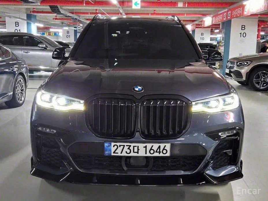 Фото 2 - BMW X7