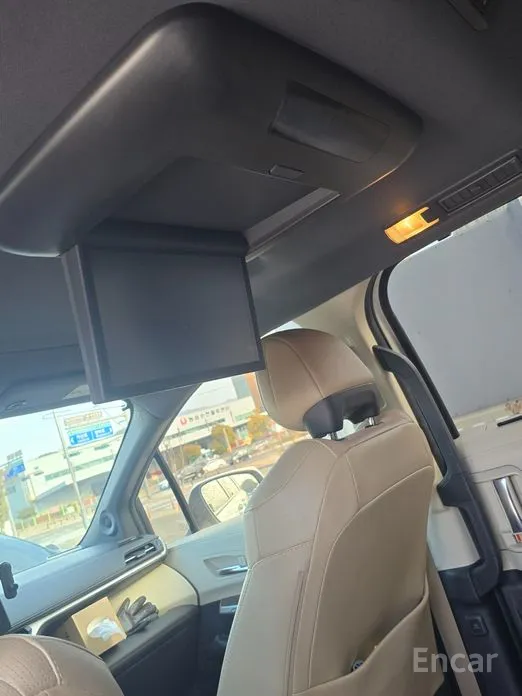 Фото 10 - Toyota Sienna