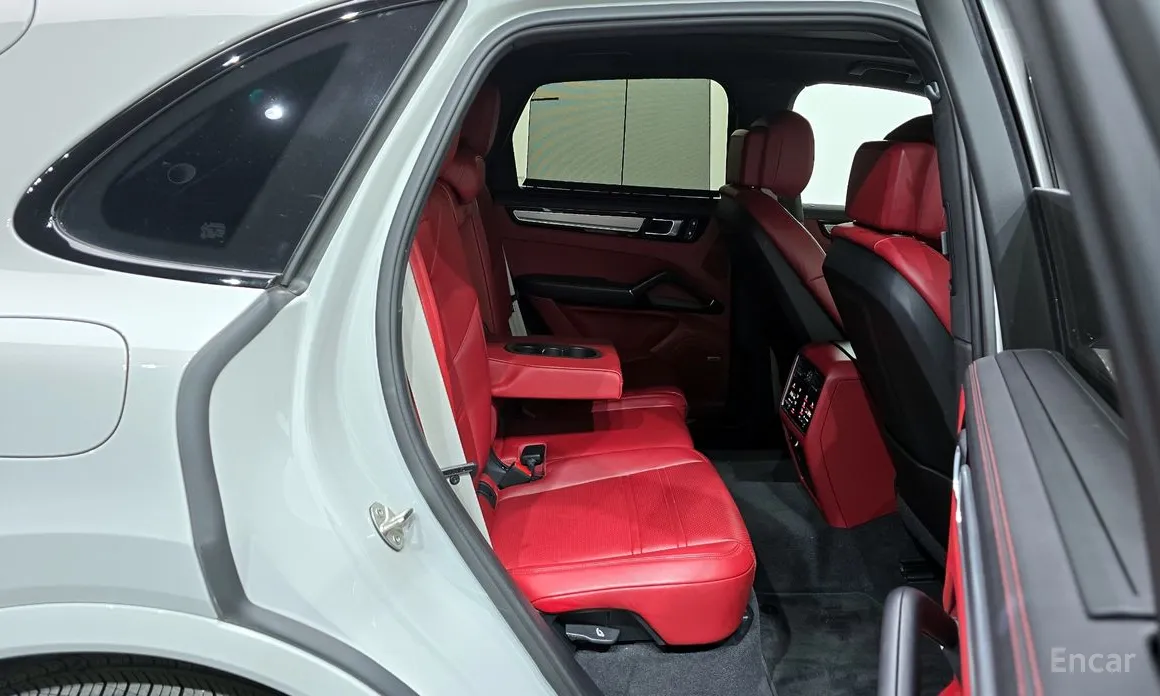 Porsche Cayenne 2019 3.0 PLATINUM EDITION