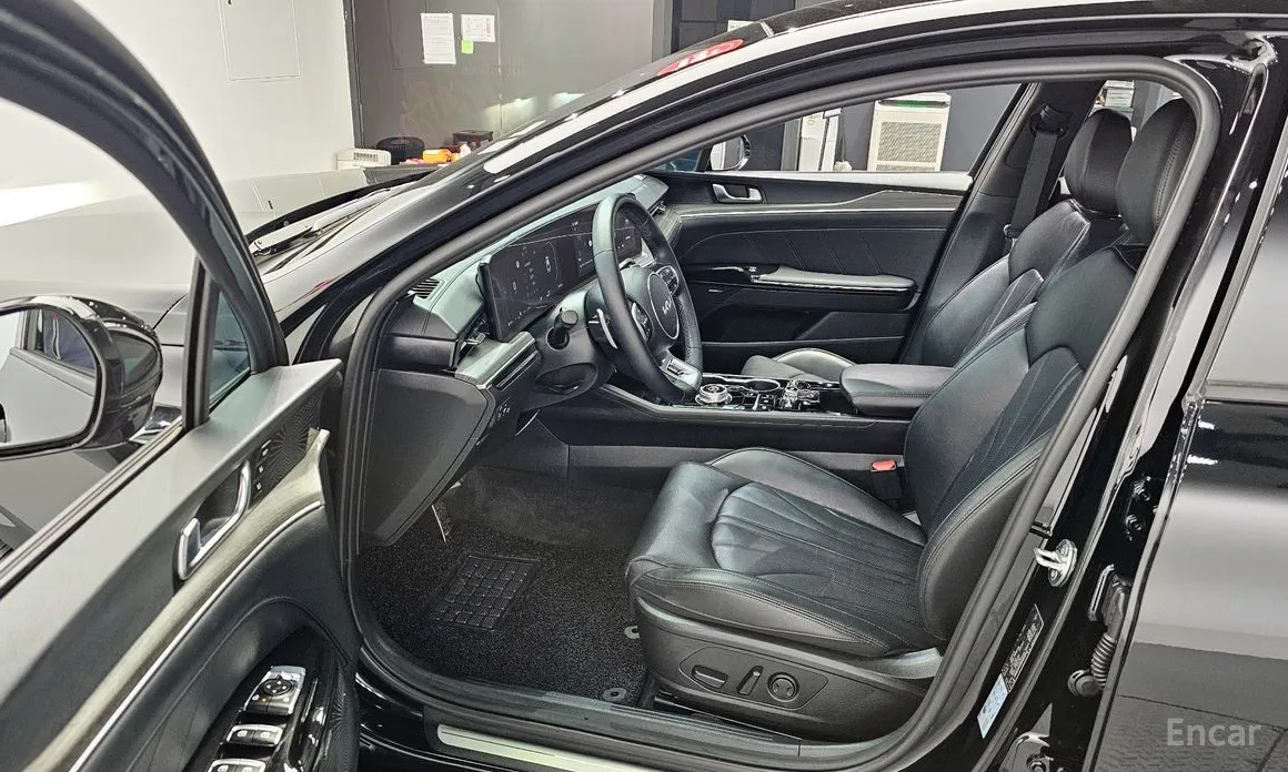 Фото 10 - Kia K5