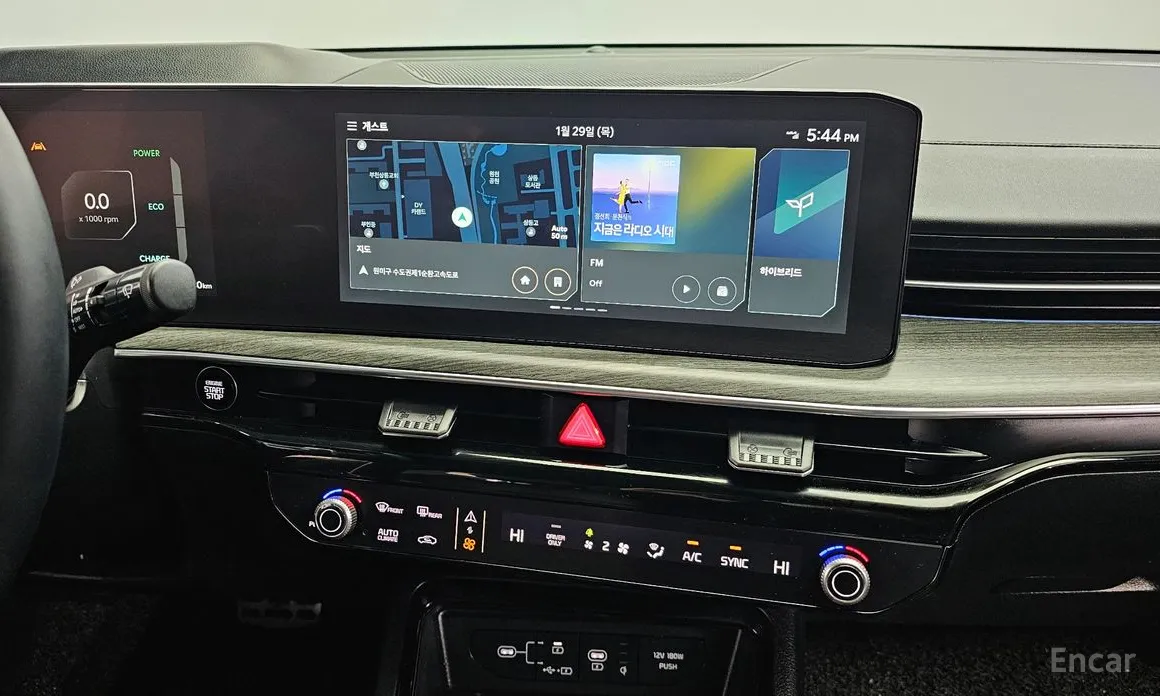 Фото 14 - Kia K5