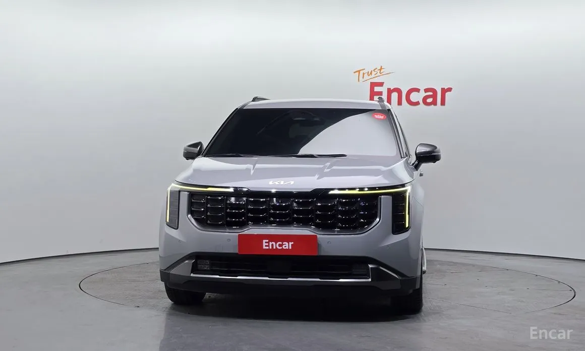 Фото 3 - Kia Carnival