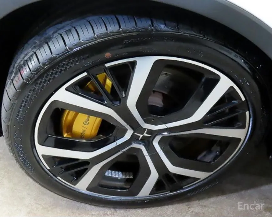 Фото 6 - Polestar 2