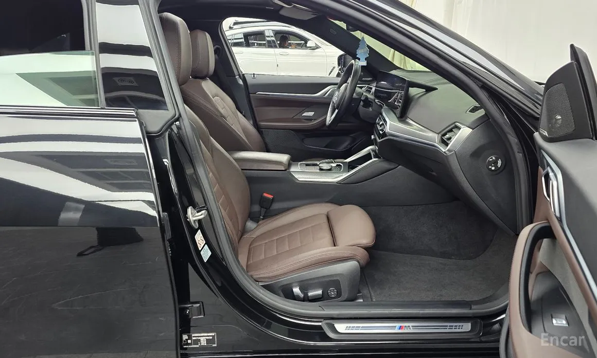 Фото 11 - BMW i4